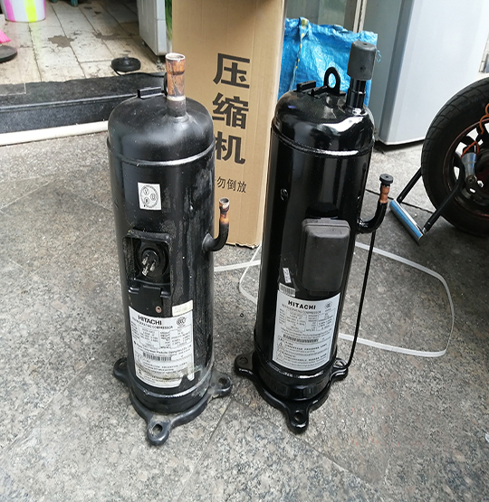 平昌中央空调压缩机的更换维修